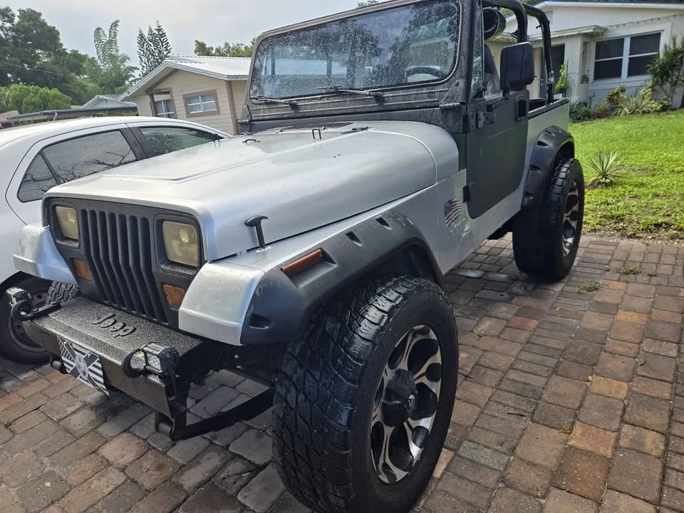 1994 Jeep YJ Wrangler - Image 5 of 6