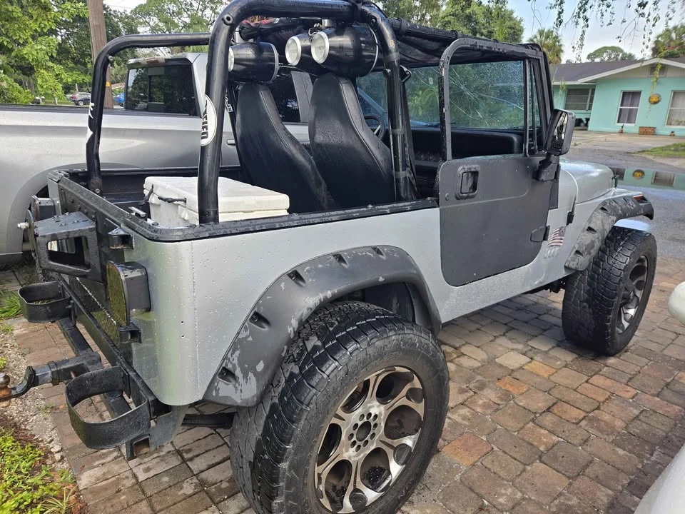 1994 Jeep YJ Wrangler - Image 6 of 6