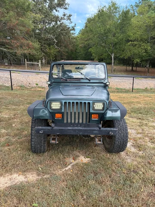 1994 Jeep YJ Wrangler - Image 4 of 11