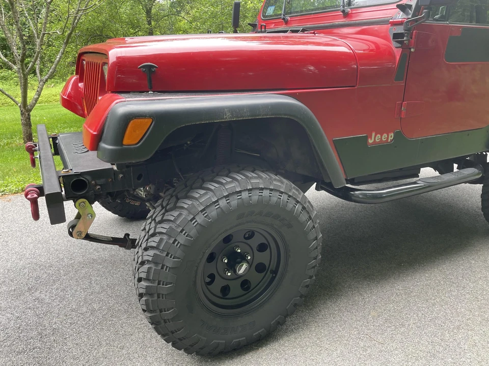 1994 Jeep YJ Wrangler - Image 14 of 31