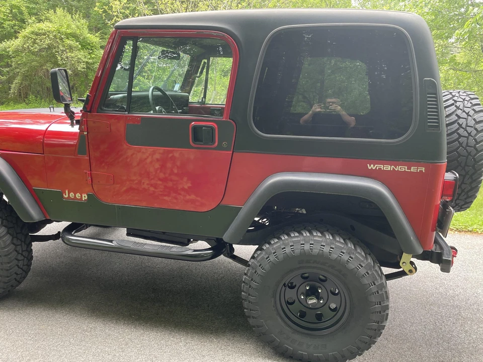 1994 Jeep YJ Wrangler - Image 17 of 31