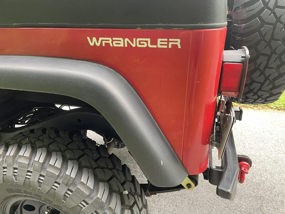 1994 Jeep YJ Wrangler - Image 29 of 31