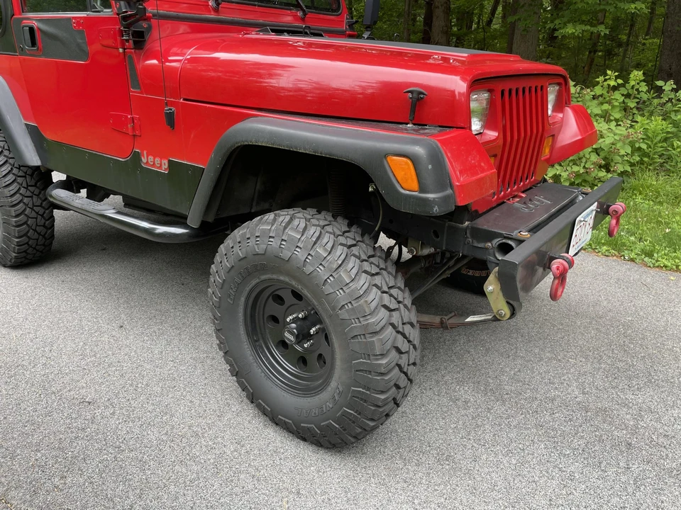 1994 Jeep YJ Wrangler - Image 13 of 31