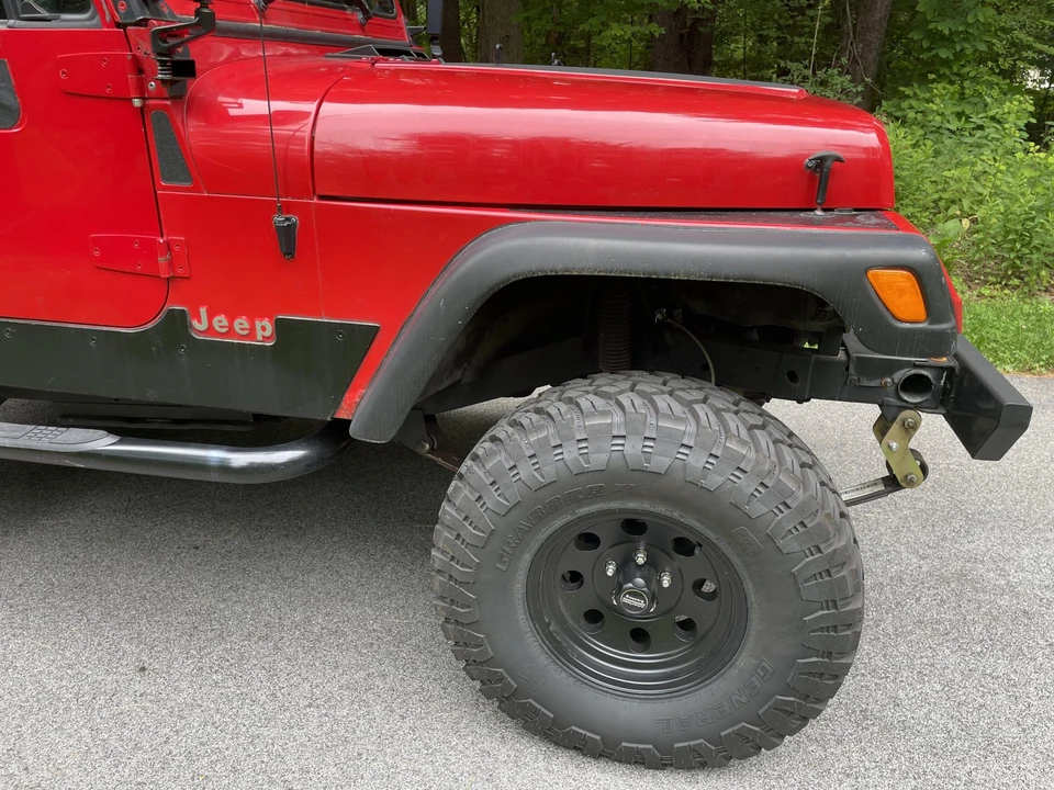 1994 Jeep YJ Wrangler - Image 12 of 31