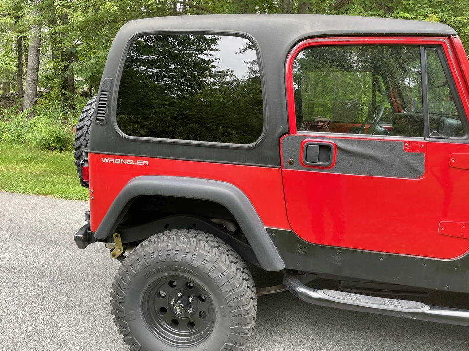 1994 Jeep YJ Wrangler - Image 10 of 31