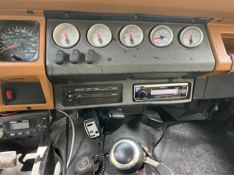 1994 Jeep YJ Wrangler - Image 6 of 10