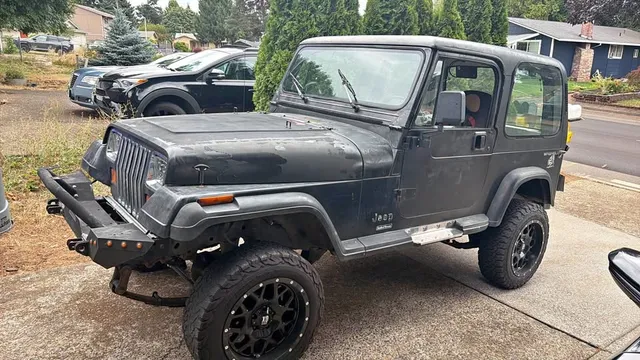 1994 Jeep Wrangler Sport SUV 2D