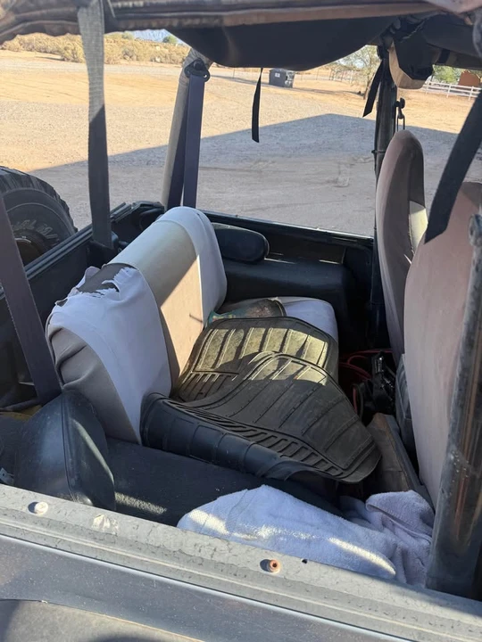 1994 Jeep YJ Wrangler - Image 5 of 11