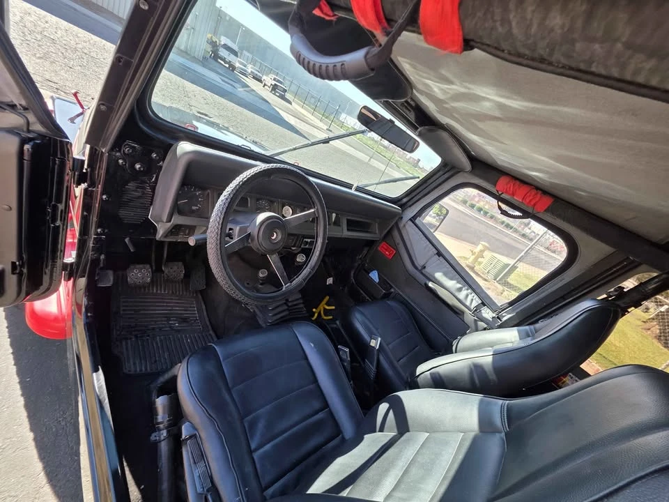 1994 Jeep YJ Wrangler - Image 15 of 19