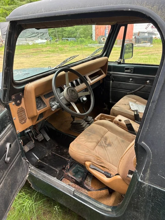 1994 Jeep YJ Wrangler - Image 5 of 5
