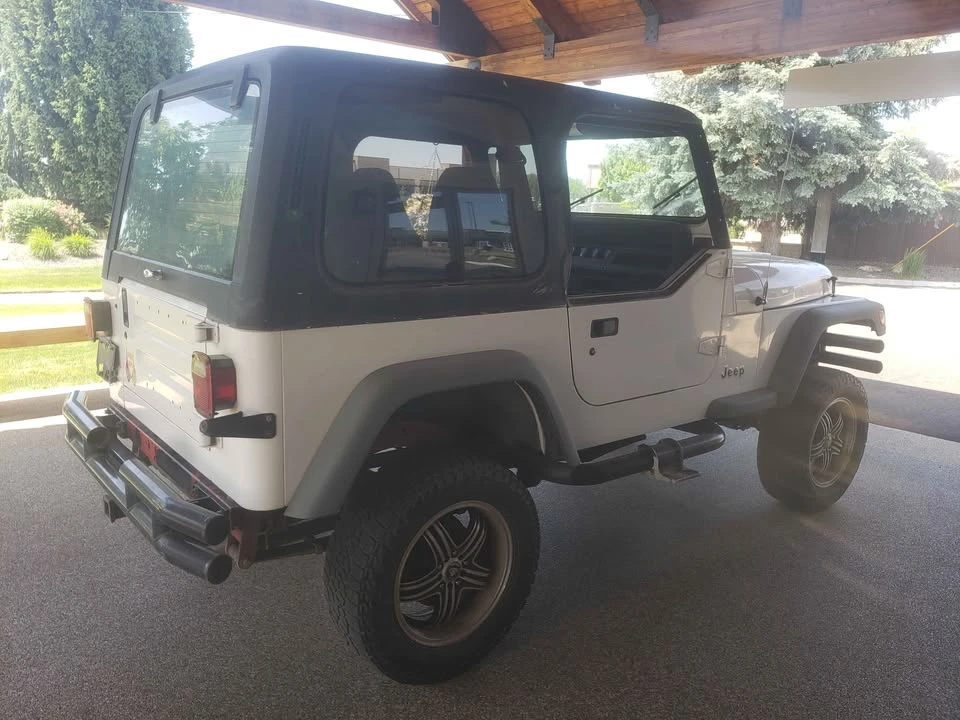 1994 Jeep YJ Wrangler - Image 3 of 4
