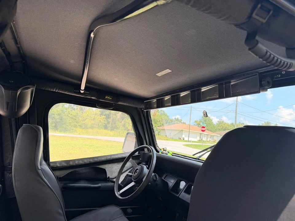 1994 Jeep YJ Wrangler - Image 8 of 11