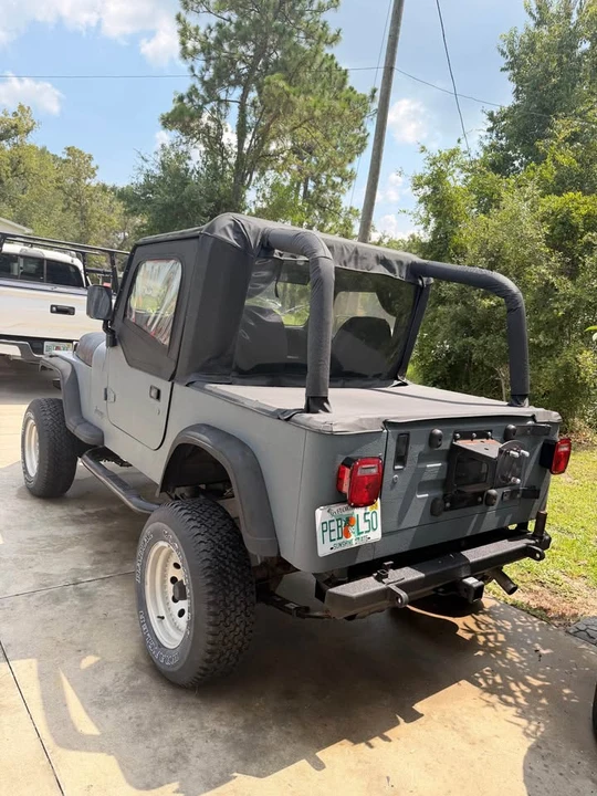 1994 Jeep YJ Wrangler - Image 4 of 11