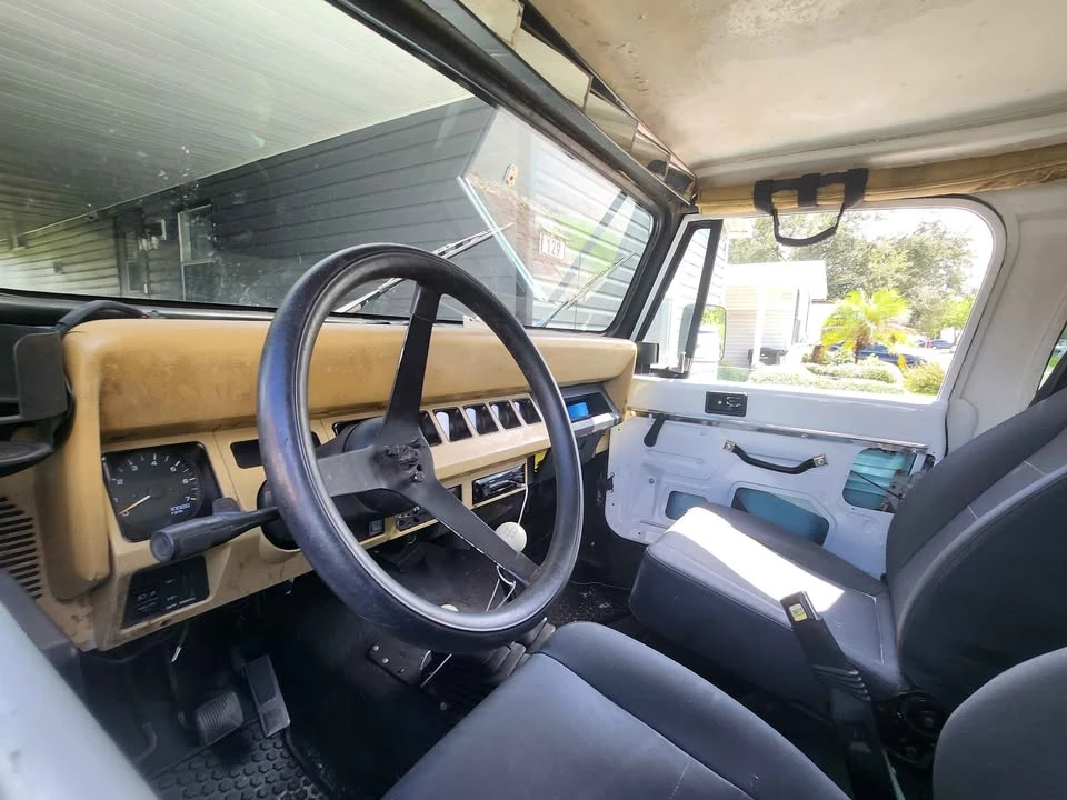 1994 Jeep YJ Wrangler - Image 4 of 11