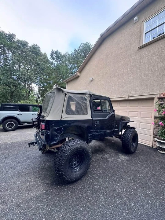 1994 Jeep YJ Wrangler - Image 2 of 5