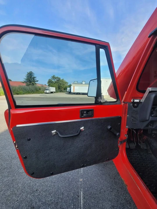 1994 Jeep YJ Wrangler - Image 10 of 11