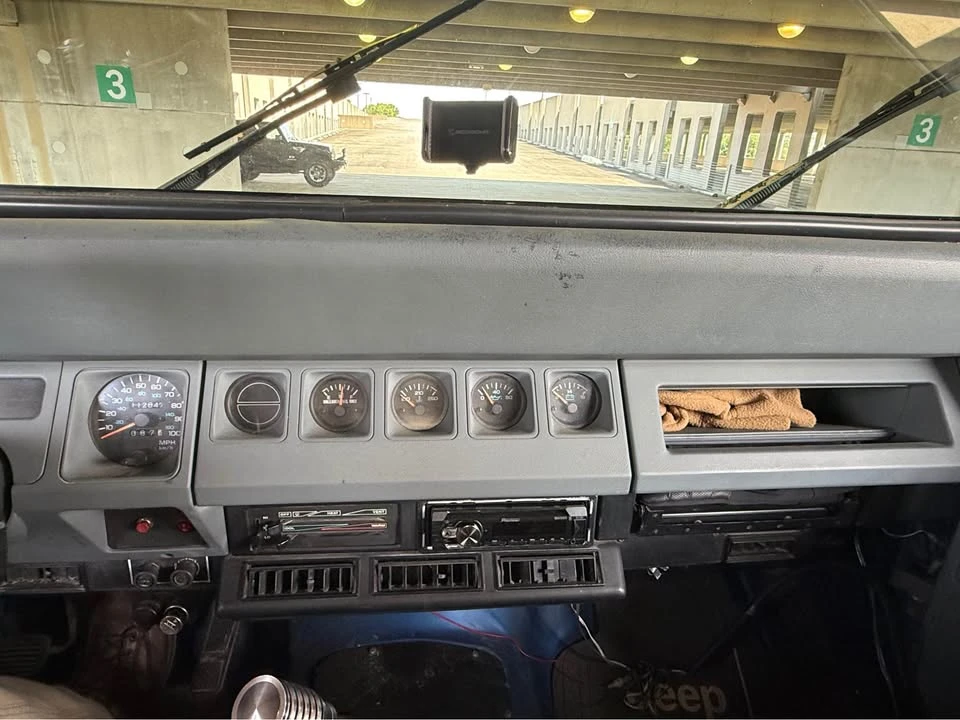 1994 Jeep YJ Wrangler - Image 9 of 11
