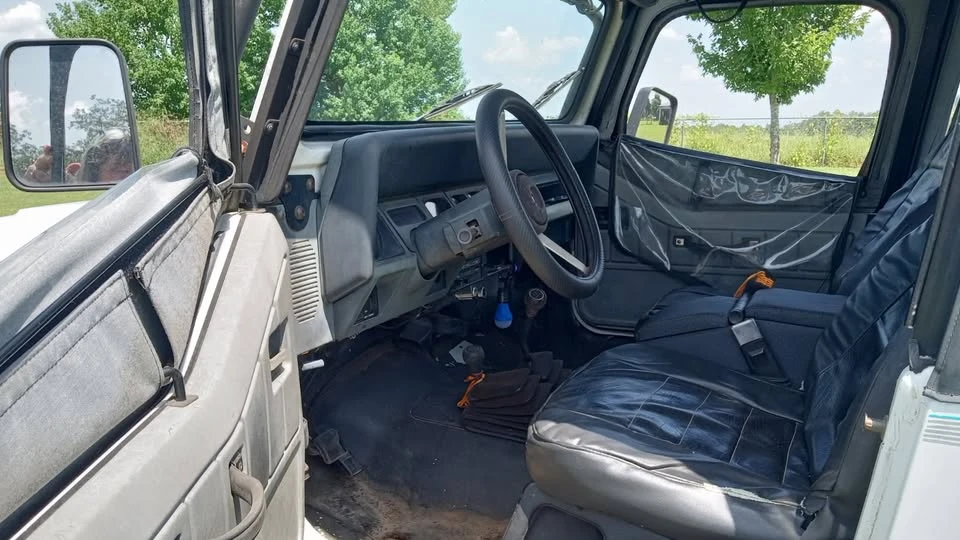 1994 Jeep YJ Wrangler - Image 3 of 5