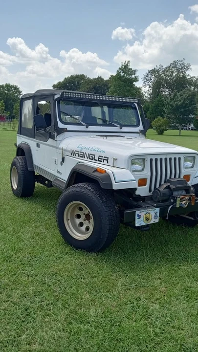 1994 Jeep YJ Wrangler - Image 2 of 5