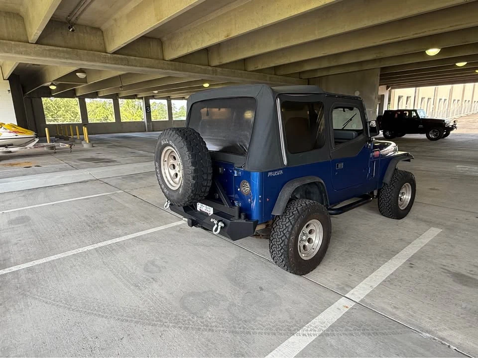 1994 Jeep YJ Wrangler - Image 5 of 11