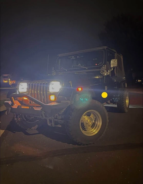 1994 Jeep YJ Wrangler - Image 4 of 4