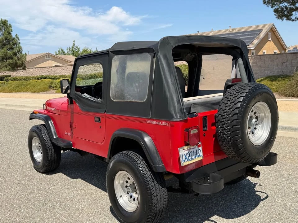 1994 Jeep YJ Wrangler - Image 6 of 13