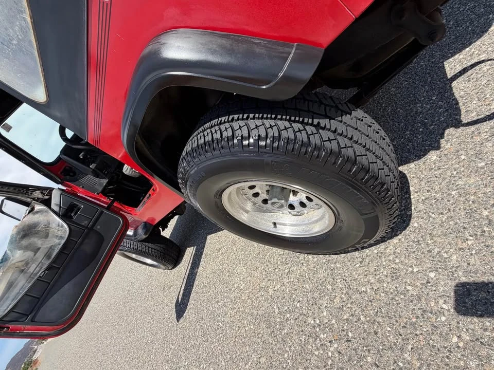 1994 Jeep YJ Wrangler - Image 8 of 13