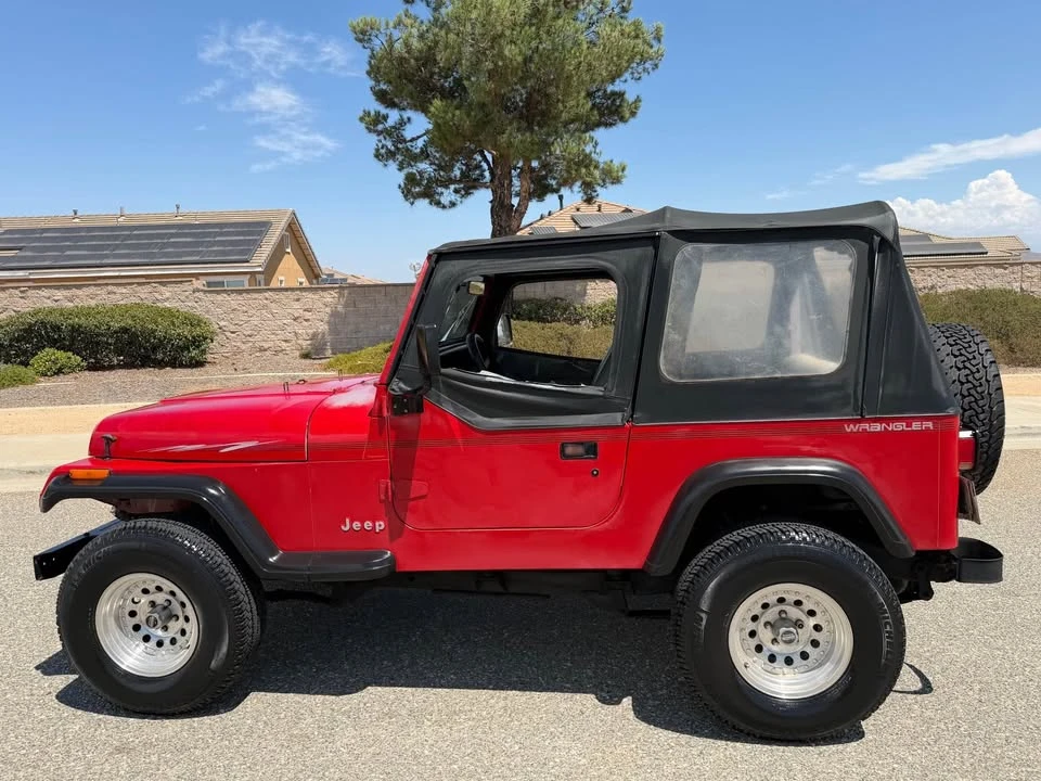 1994 Jeep YJ Wrangler - Image 7 of 13