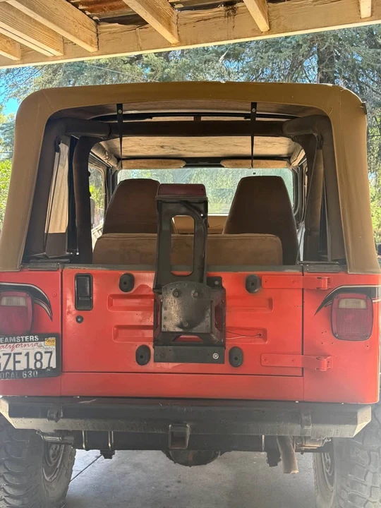 1994 Jeep YJ Wrangler - Image 6 of 7