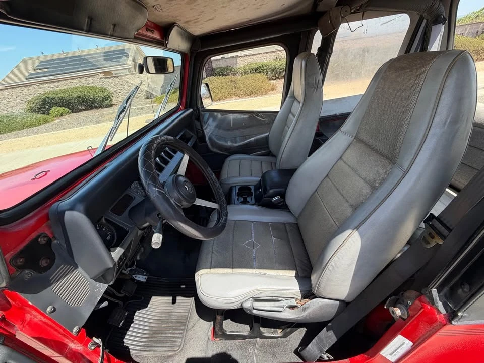 1994 Jeep YJ Wrangler - Image 9 of 13