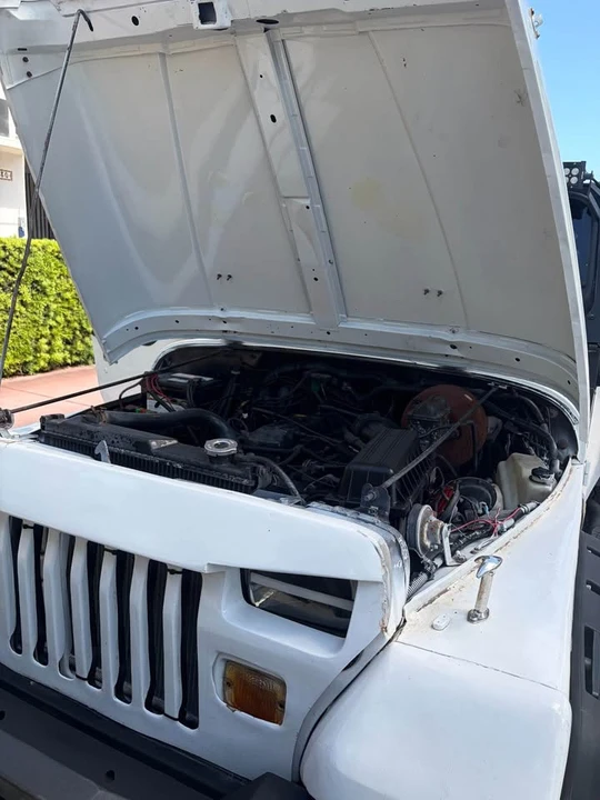 1994 Jeep YJ Wrangler - Image 9 of 10