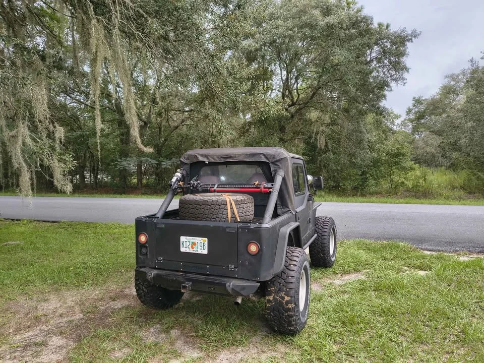 1994 Jeep YJ Wrangler - Image 6 of 11