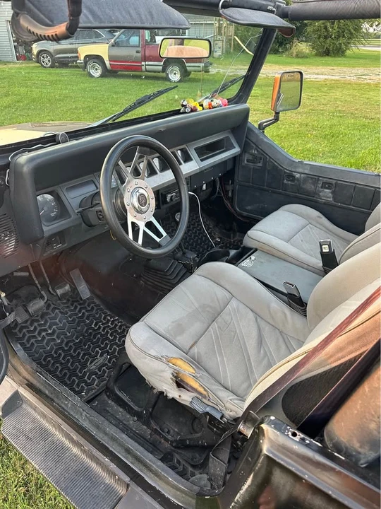 1994 Jeep YJ Wrangler - Image 8 of 13