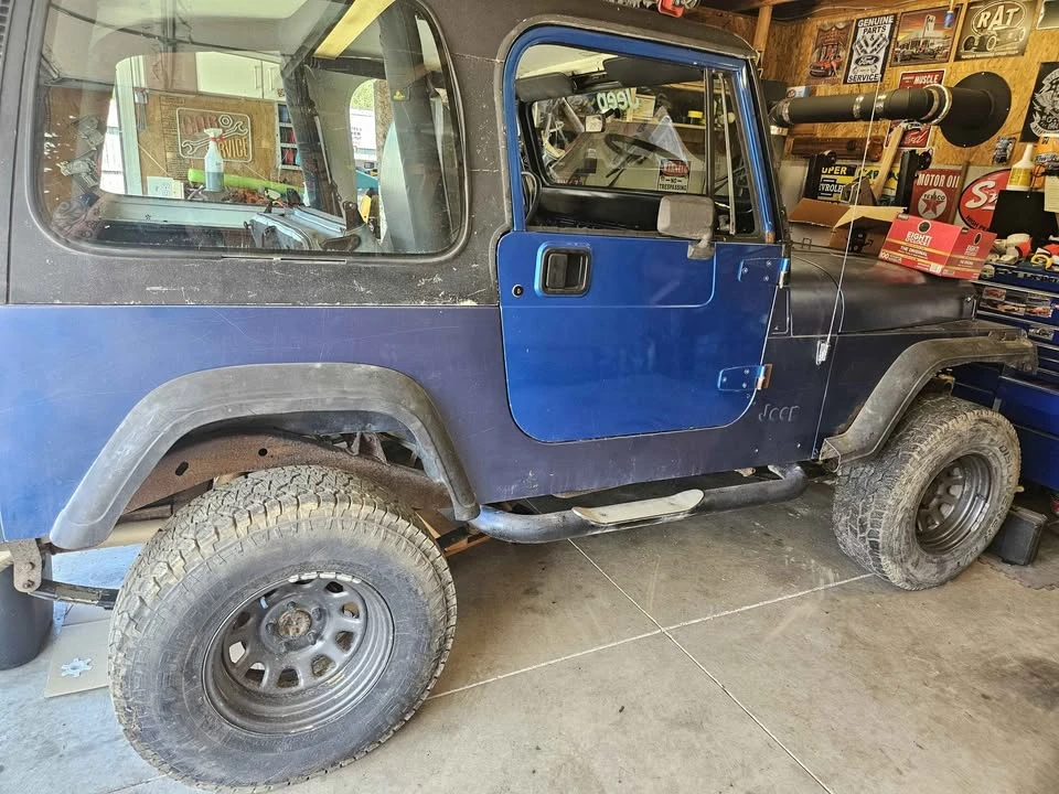 1994 Jeep YJ Wrangler - Image 2 of 9