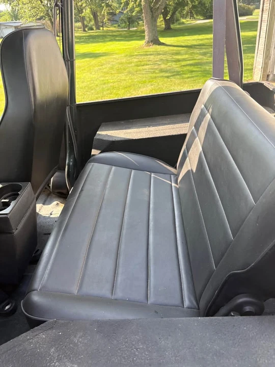 1994 Jeep YJ Wrangler - Image 9 of 11