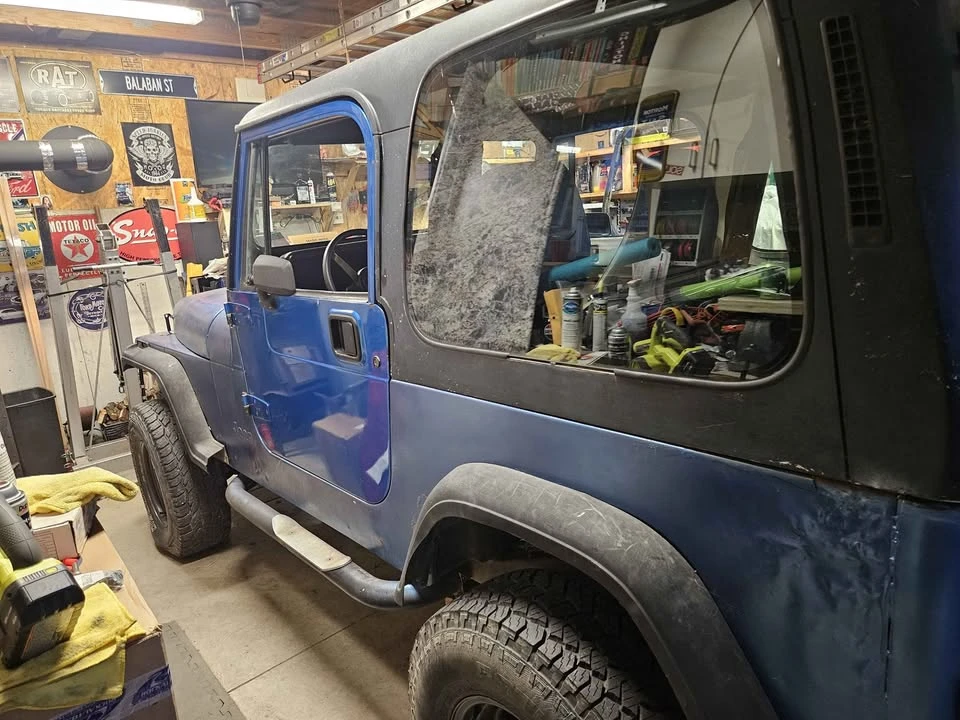 1994 Jeep YJ Wrangler - Image 9 of 9