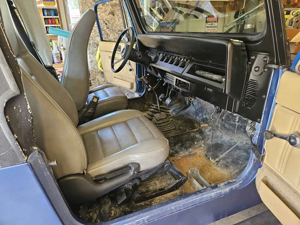1994 Jeep YJ Wrangler - Image 5 of 9