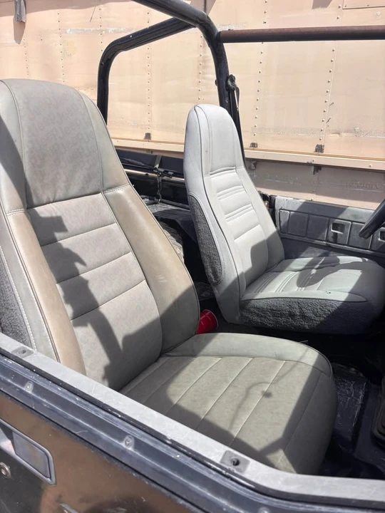1994 Jeep YJ Wrangler - Image 6 of 9