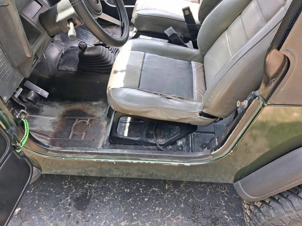 1994 Jeep YJ Wrangler - Image 4 of 7