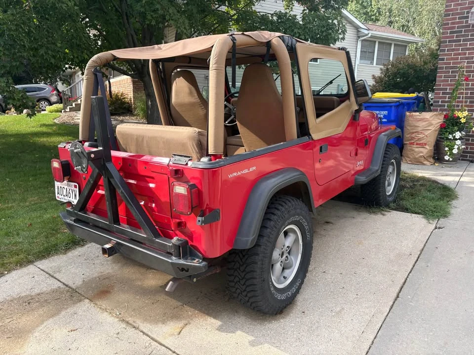 1994 Jeep YJ Wrangler - Image 4 of 10