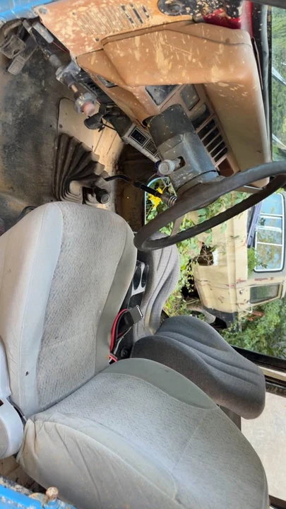 1994 Jeep YJ Wrangler - Image 6 of 7