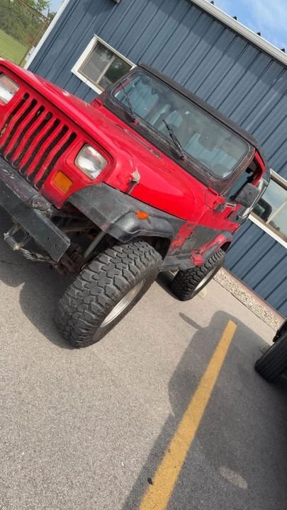 1994 Jeep YJ Wrangler - Image 6 of 11