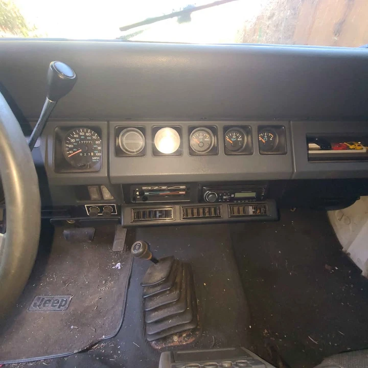 1994 Jeep YJ Wrangler - Image 8 of 11