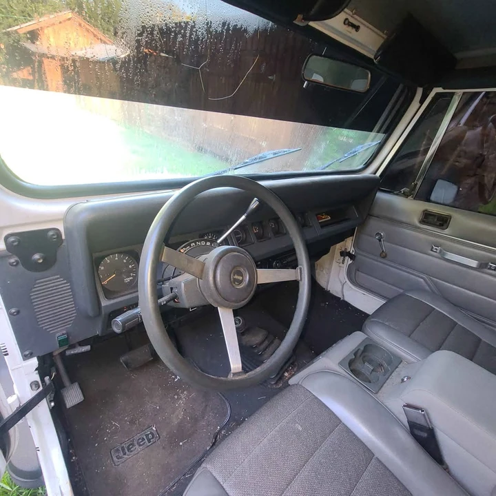 1994 Jeep YJ Wrangler - Image 4 of 11