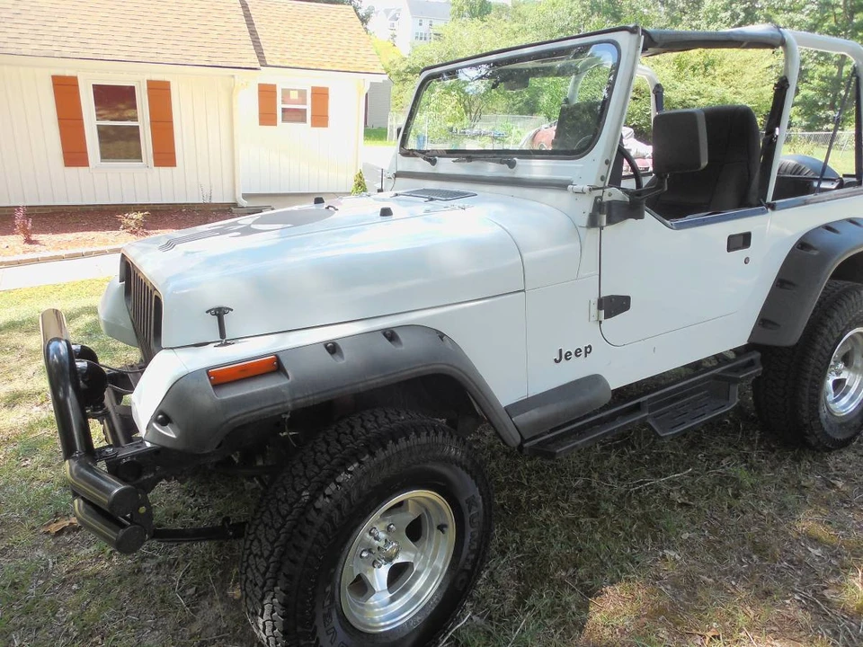 1994 Jeep YJ Wrangler - Image 6 of 24