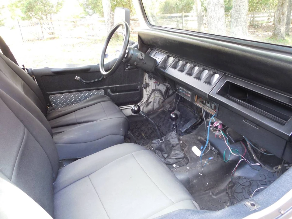 1994 Jeep YJ Wrangler - Image 9 of 24