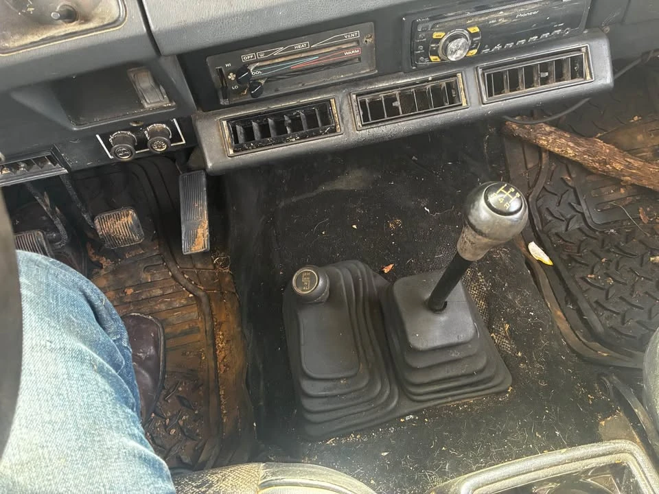 1994 Jeep YJ Wrangler - Image 16 of 19