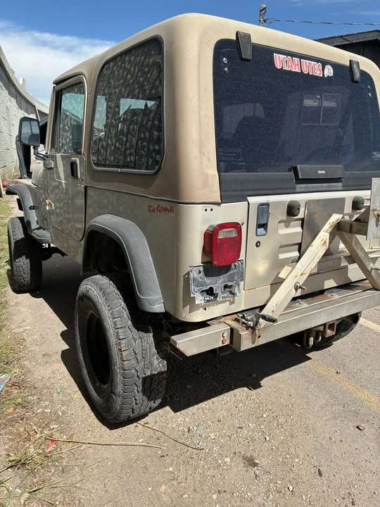 1994 Jeep YJ Wrangler - Image 3 of 3
