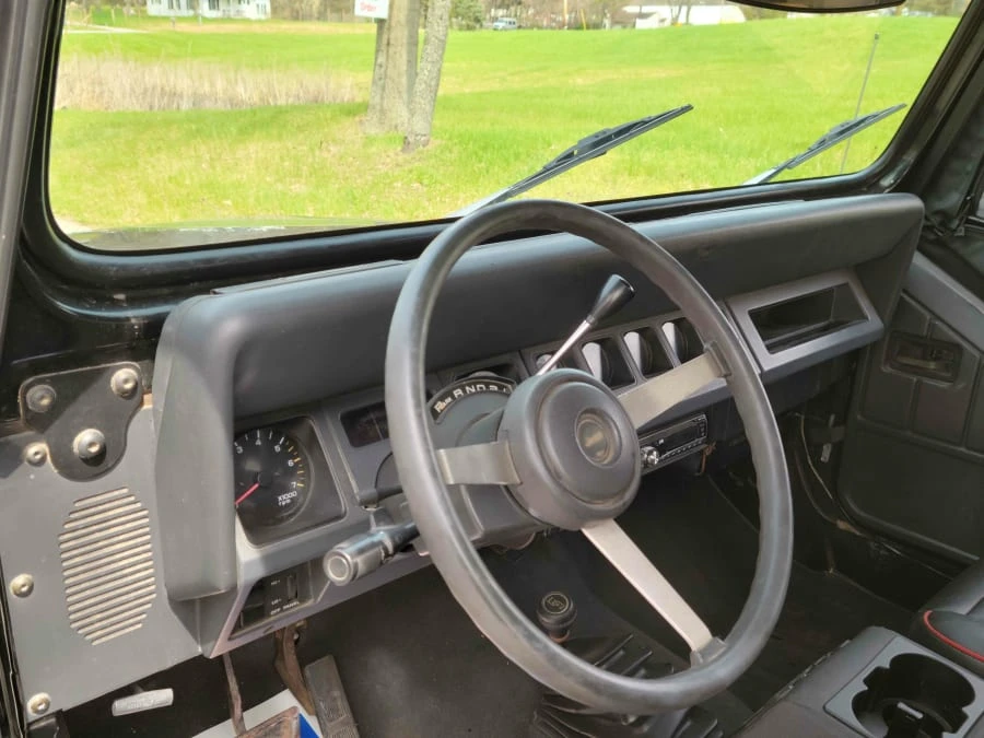 1994 Jeep YJ Wrangler - Image 4 of 17