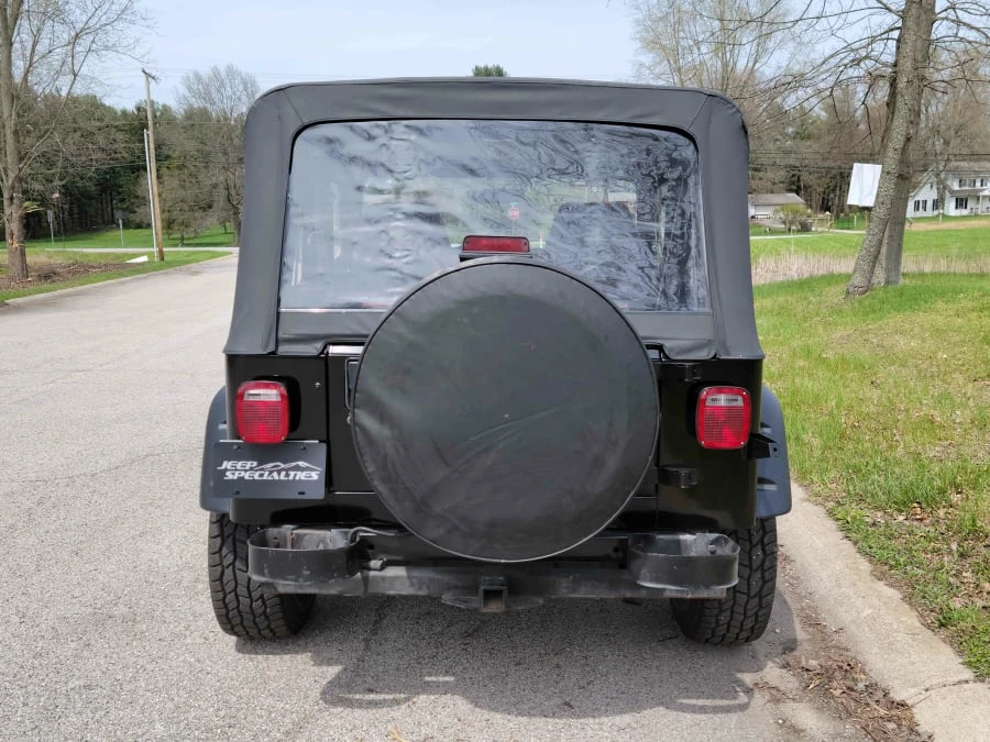 1994 Jeep YJ Wrangler - Image 11 of 17
